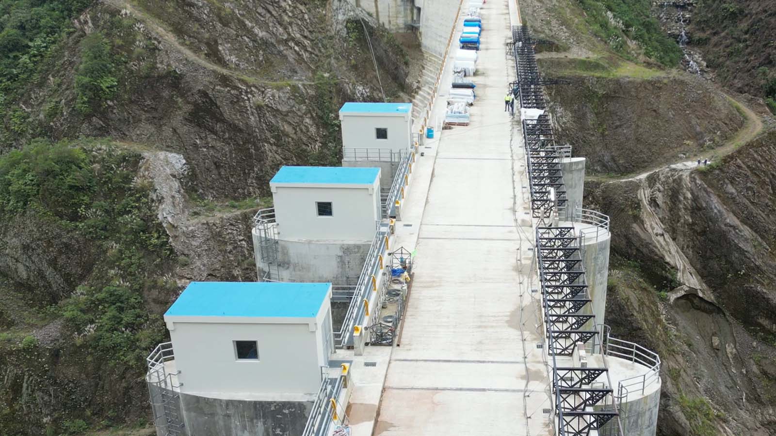 Proyecto Hidroeléctrico Ivirizu: Tecnología de punta en casetas de control de la Presa Sehuencas